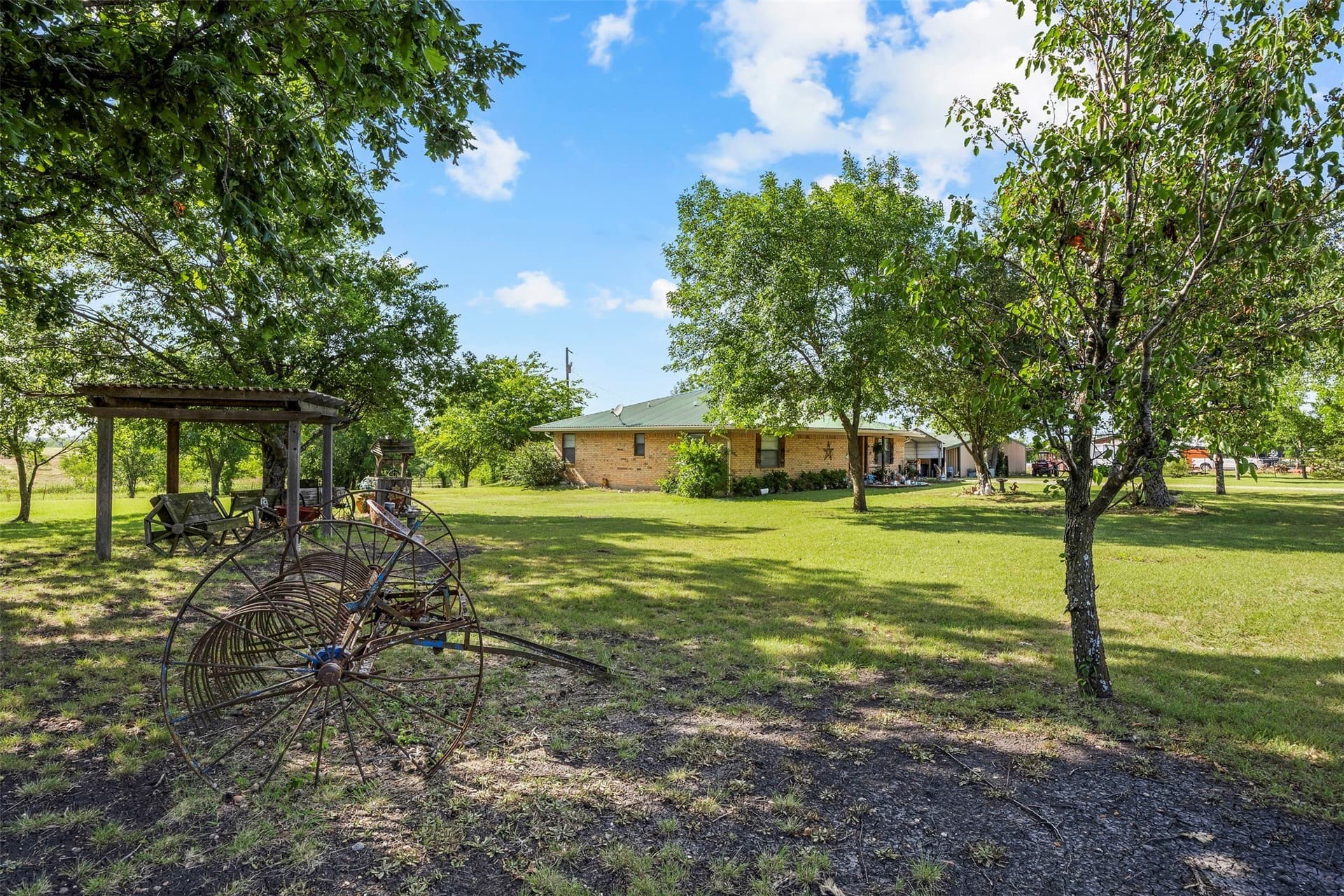 63.99 acres in Ellis County - photo 38