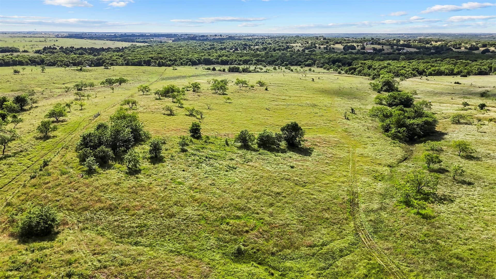 63.99 acres in Ellis County - photo 33
