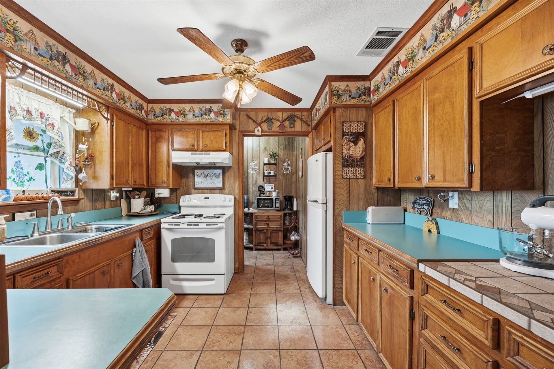 63.99 acres in Ellis County - photo 9