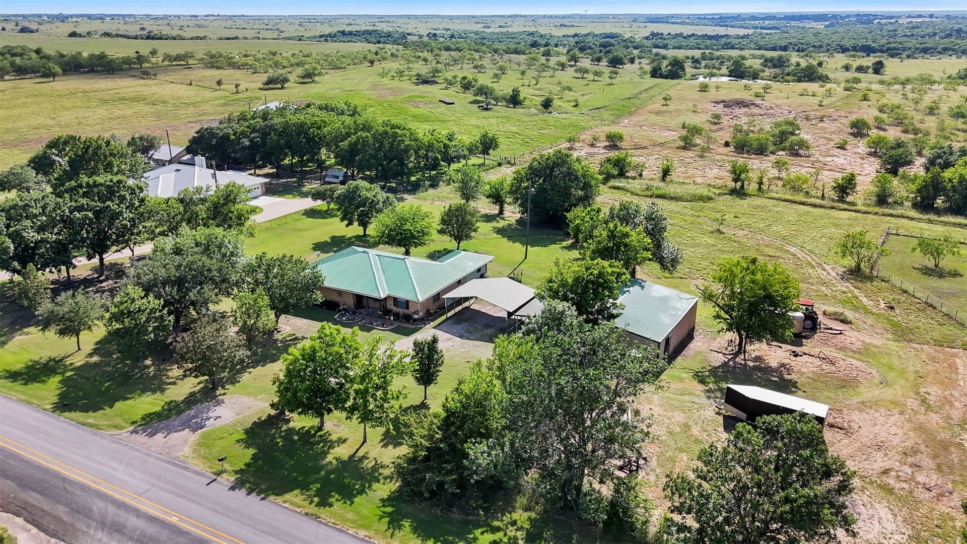 63.99 acres in Ellis County - photo 27