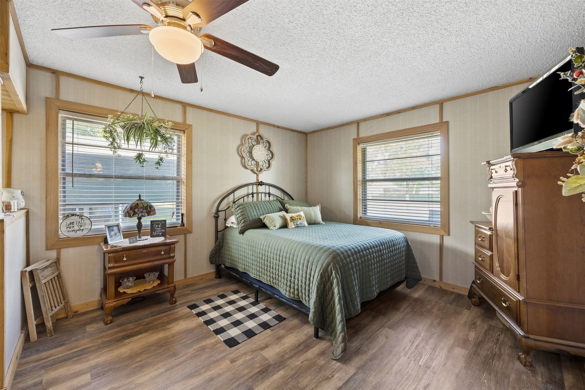 63.99 acres in Ellis County - photo 13