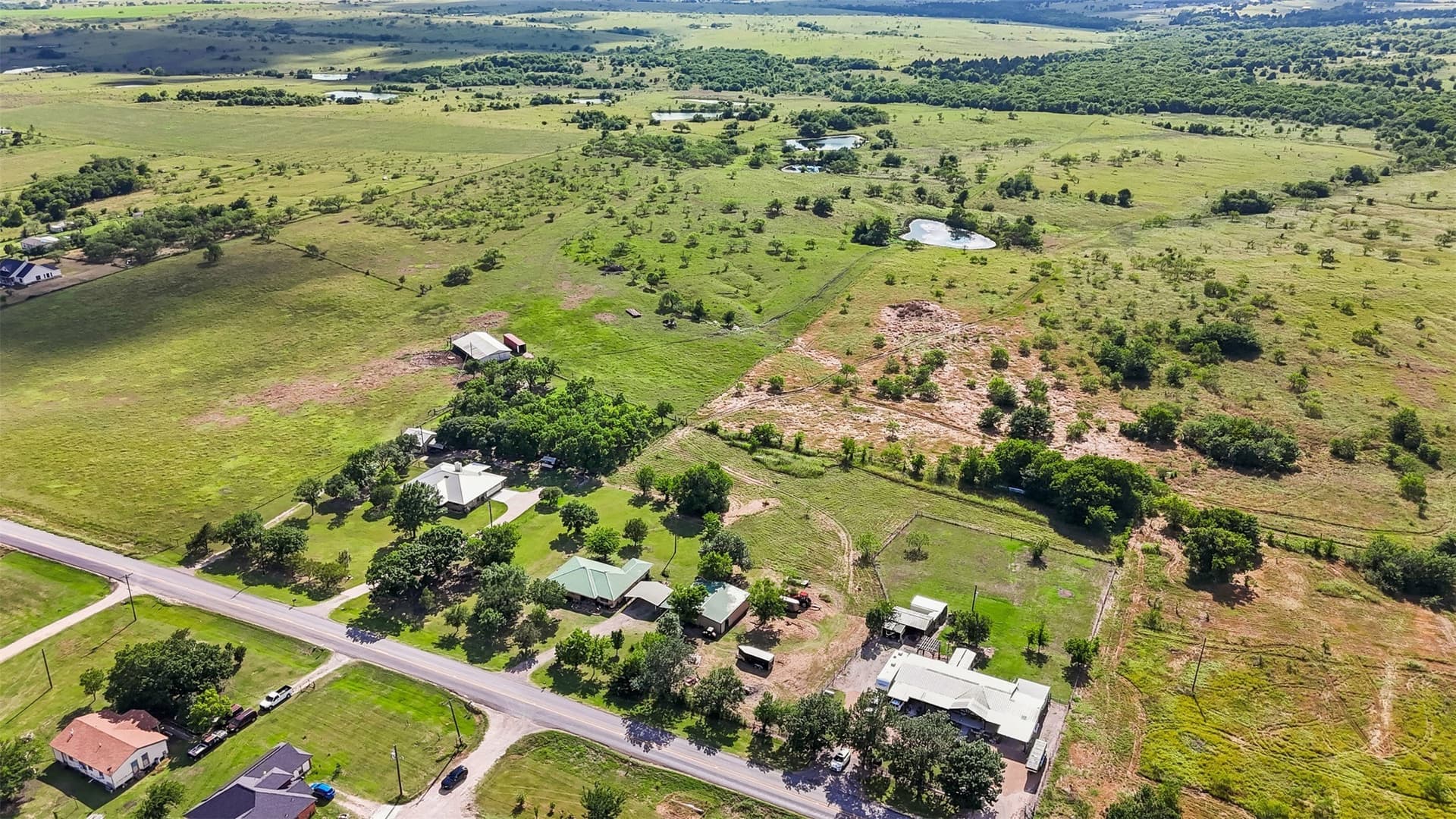 63.99 acres in Ellis County - photo 31
