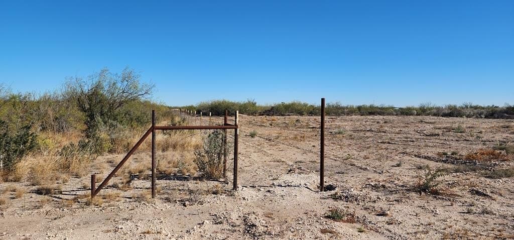 20.52 acres in Maverick County - photo 12
