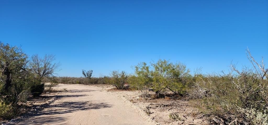 20.52 acres in Maverick County - photo 10