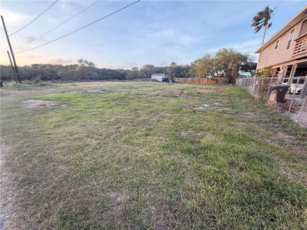 0.25 acres in Nueces County gallery image 3