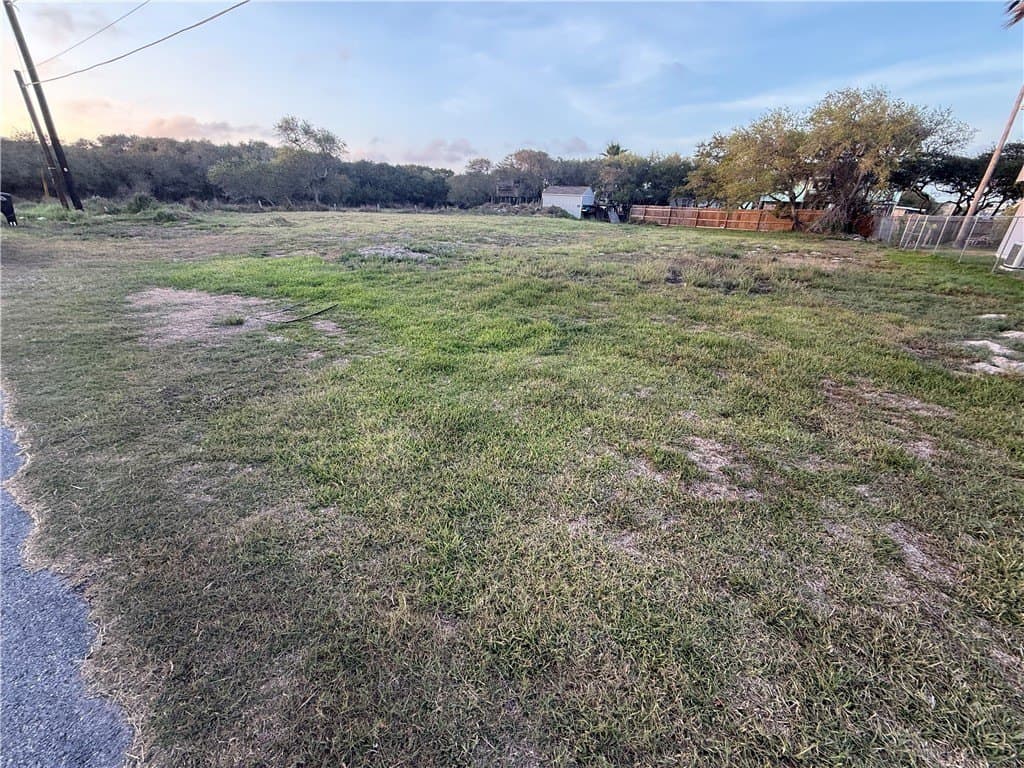 0.25 acres in Nueces County gallery image 4