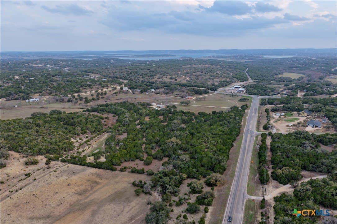 23.87 acres in Comal County gallery image 4