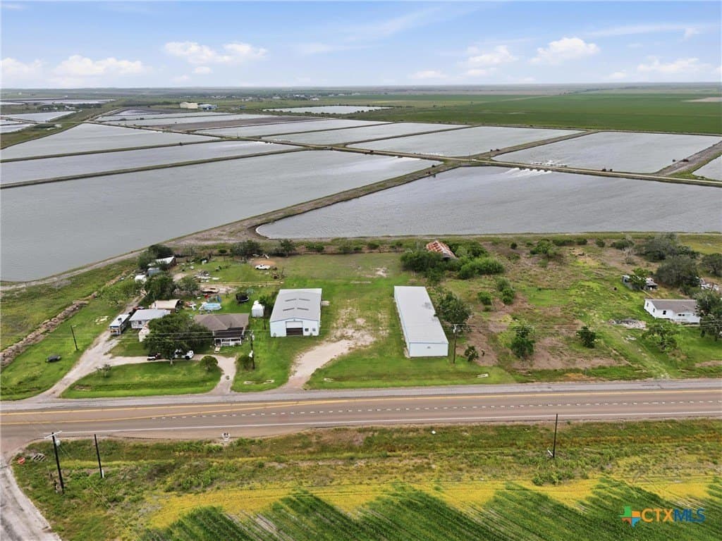 1 acres in Calhoun County - photo 9