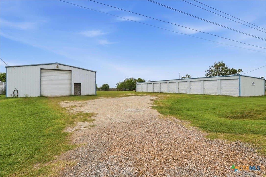1 acres in Calhoun County