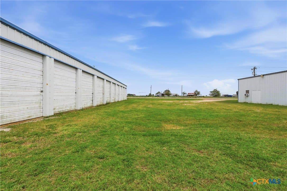 1 acres in Calhoun County gallery image 3
