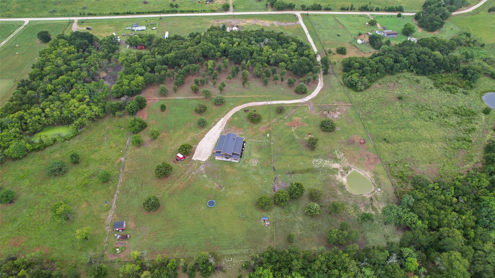 10.25 acres in Navarro County - photo 2