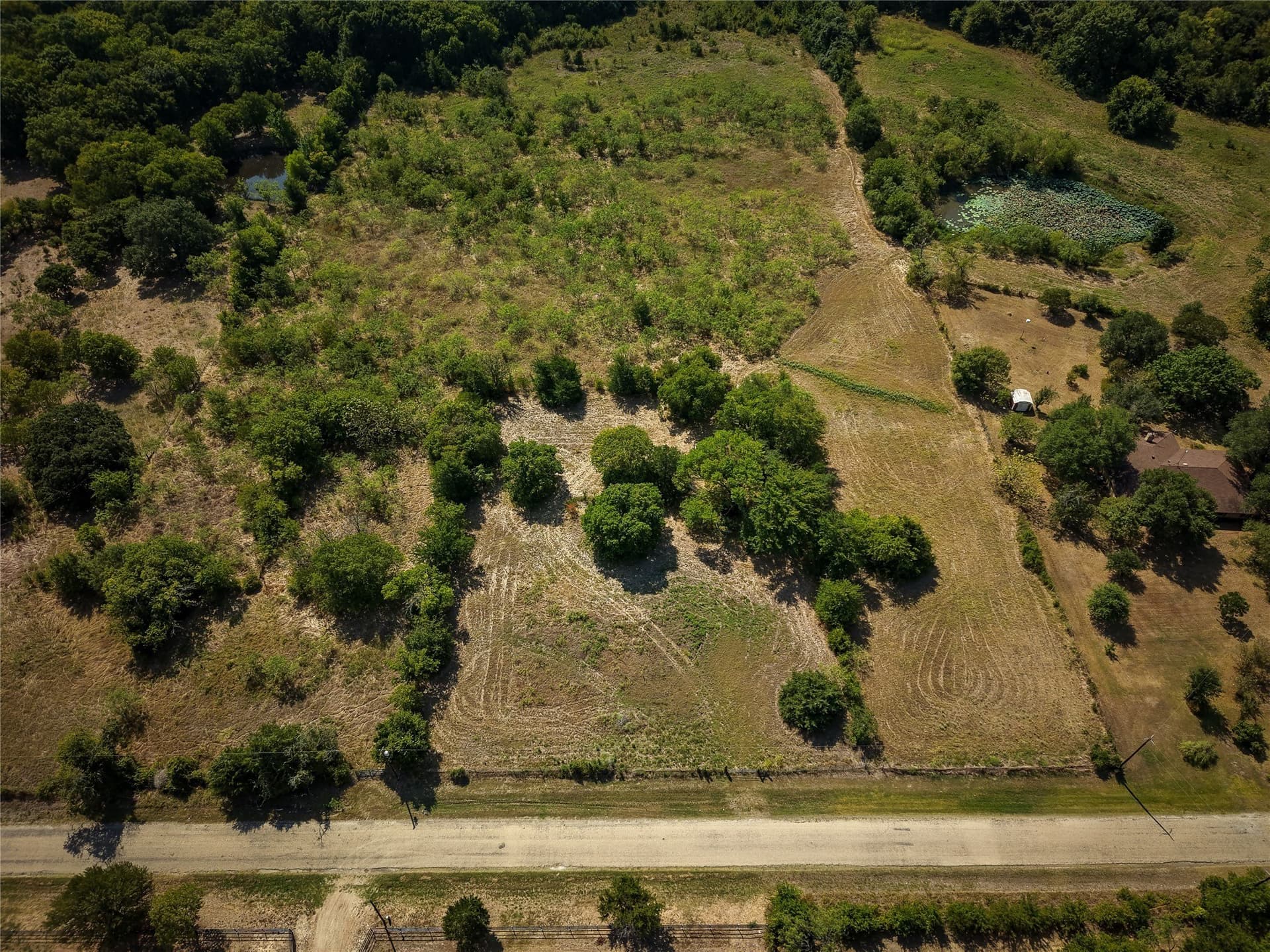 10 acres in Ellis County - photo 24