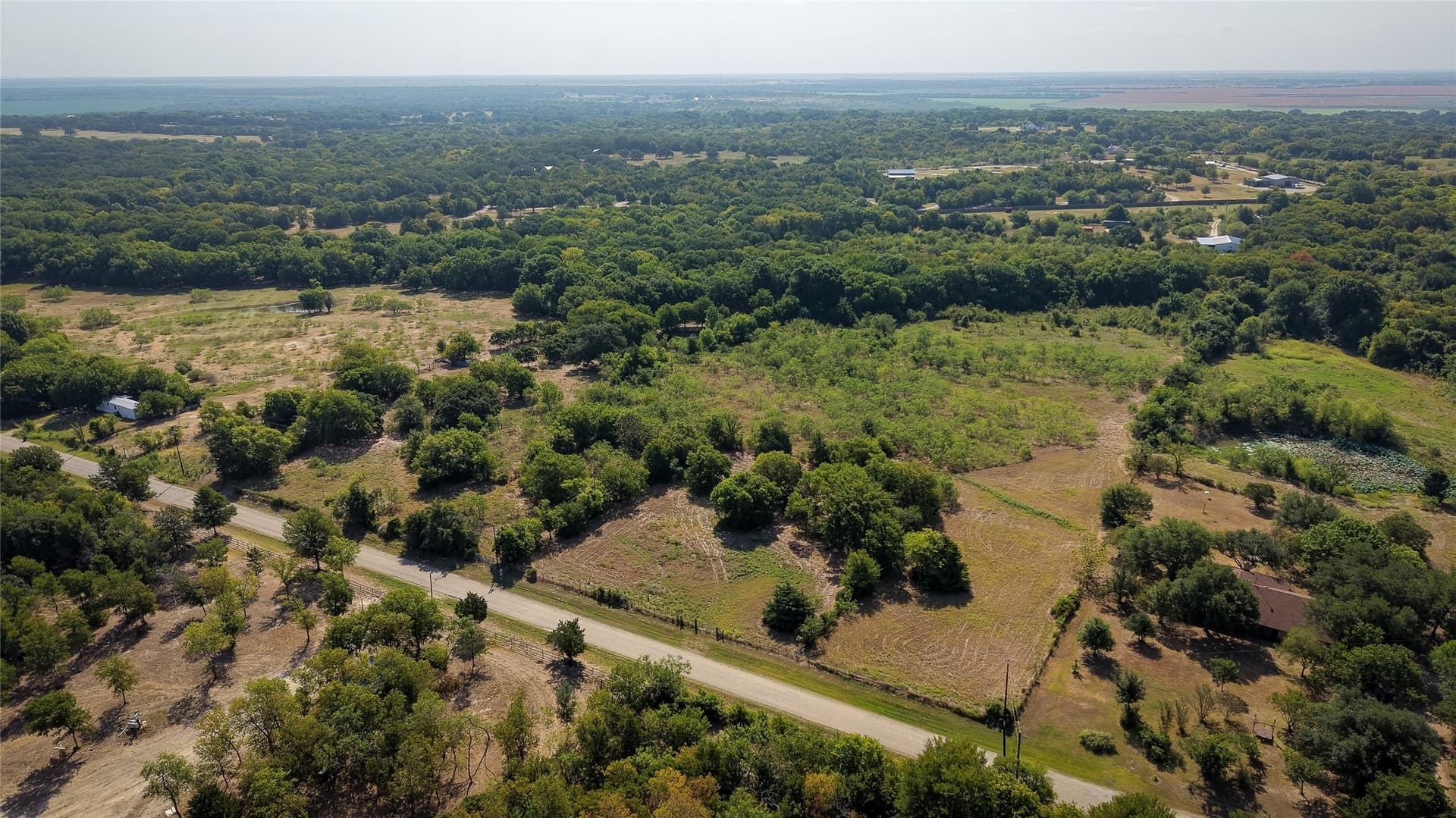 10 acres in Ellis County - photo 7