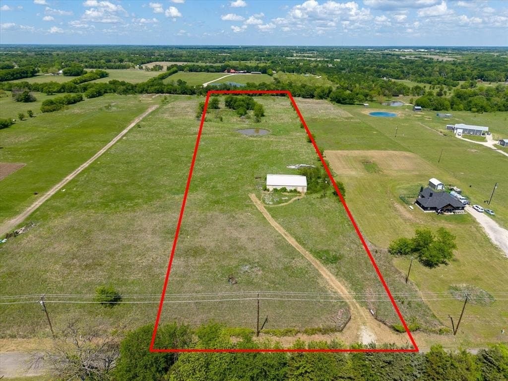 10 acres in Rains County