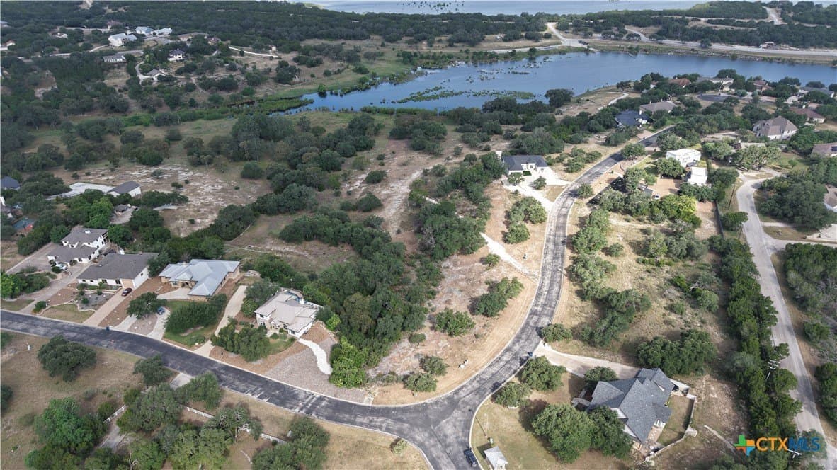4.2 acres in Comal County - photo 5