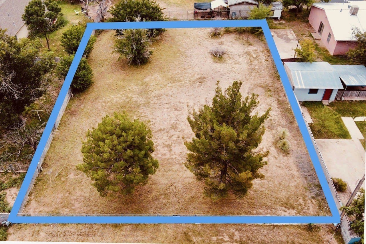 0.3 acres in Presidio County - photo 2