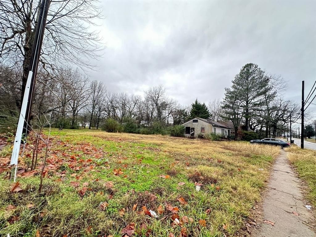 0.27 acres in Lamar County gallery image 3