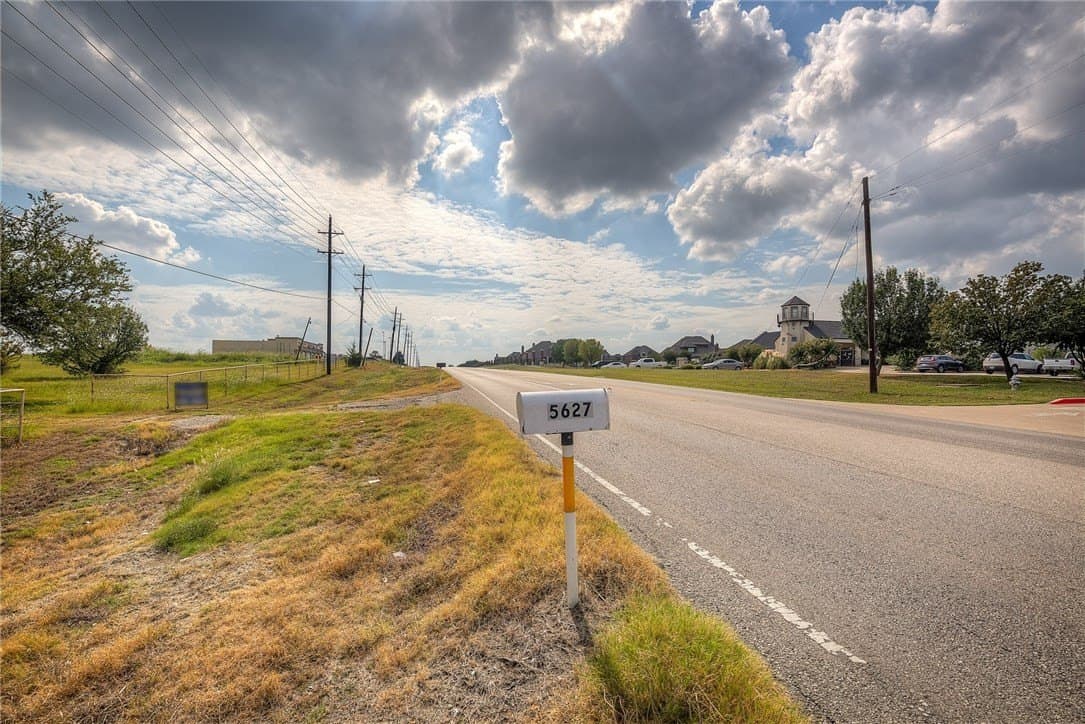 2.17 acres in Rockwall County - photo 10