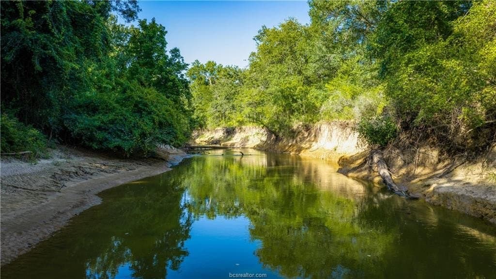 703 acres in Brazos County