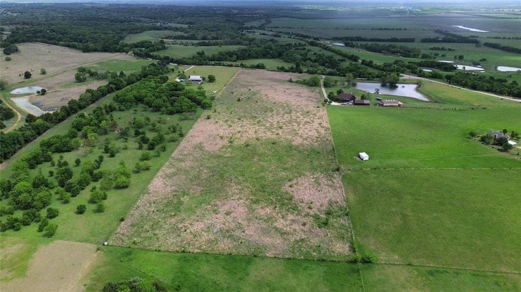 13.9 acres in Ellis County gallery image 4