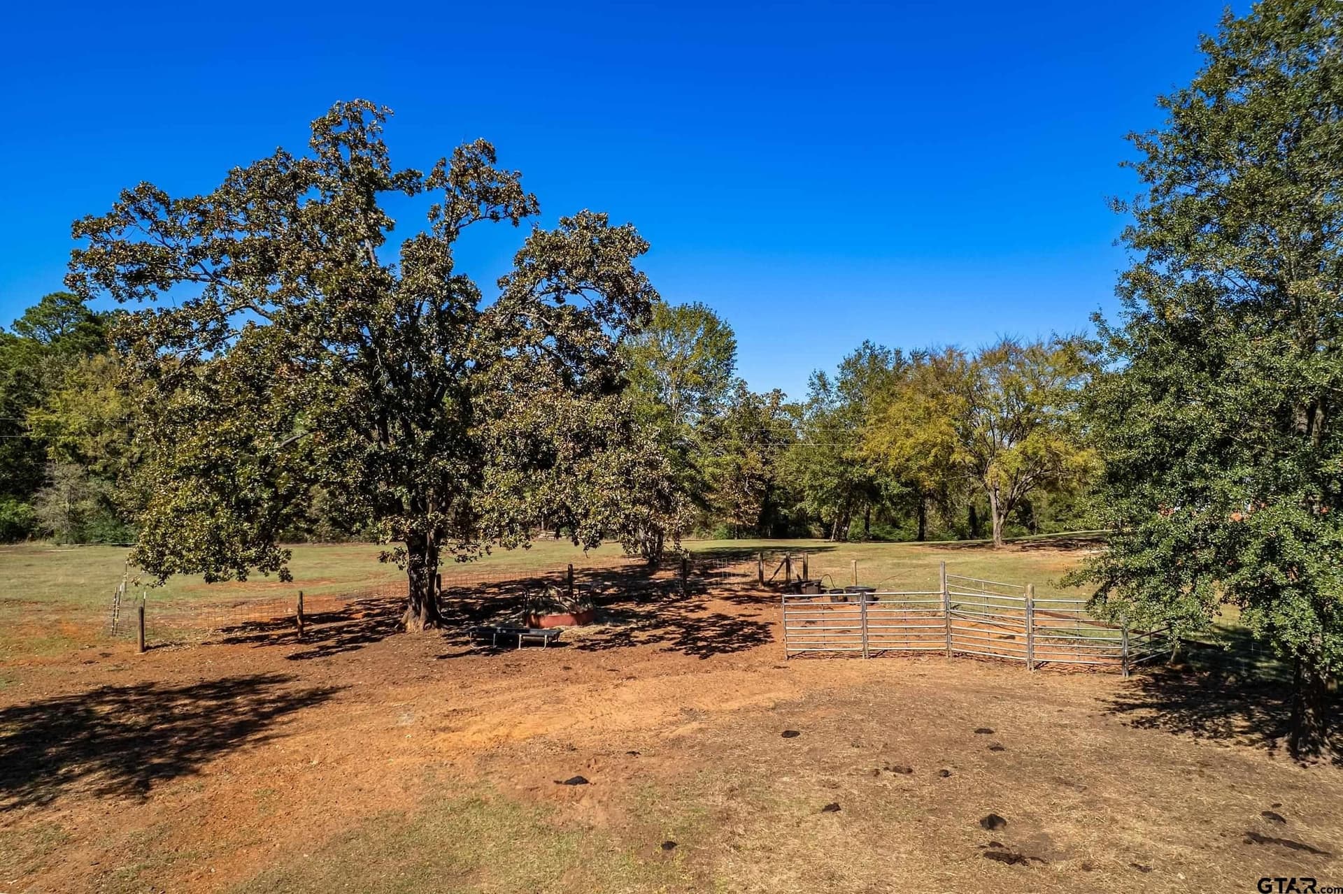 18.66 acres in Smith County - photo 37