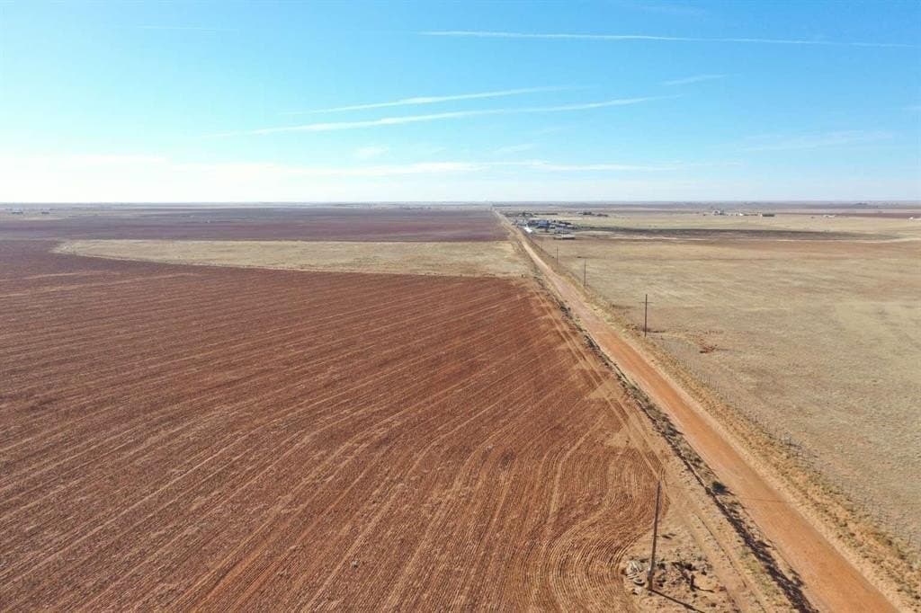 10 acres in Lubbock County gallery image 3