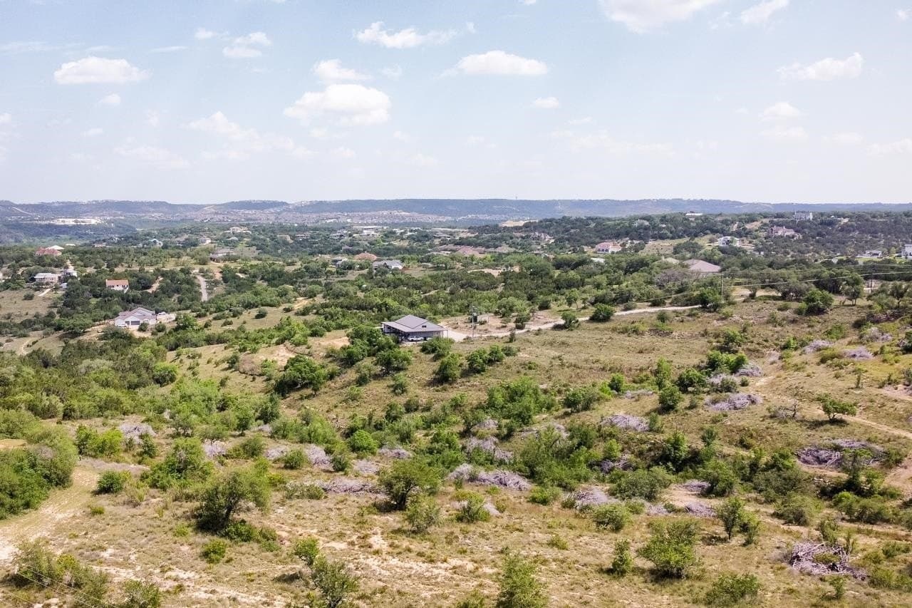 2 acres in Travis County gallery image 2