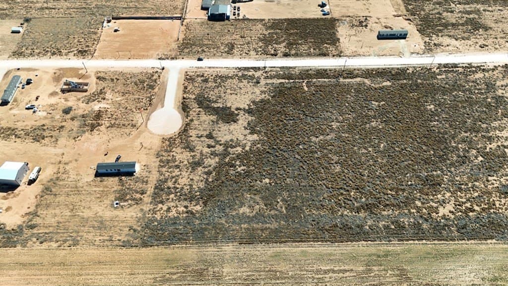 5 acres in Midland County gallery image 3