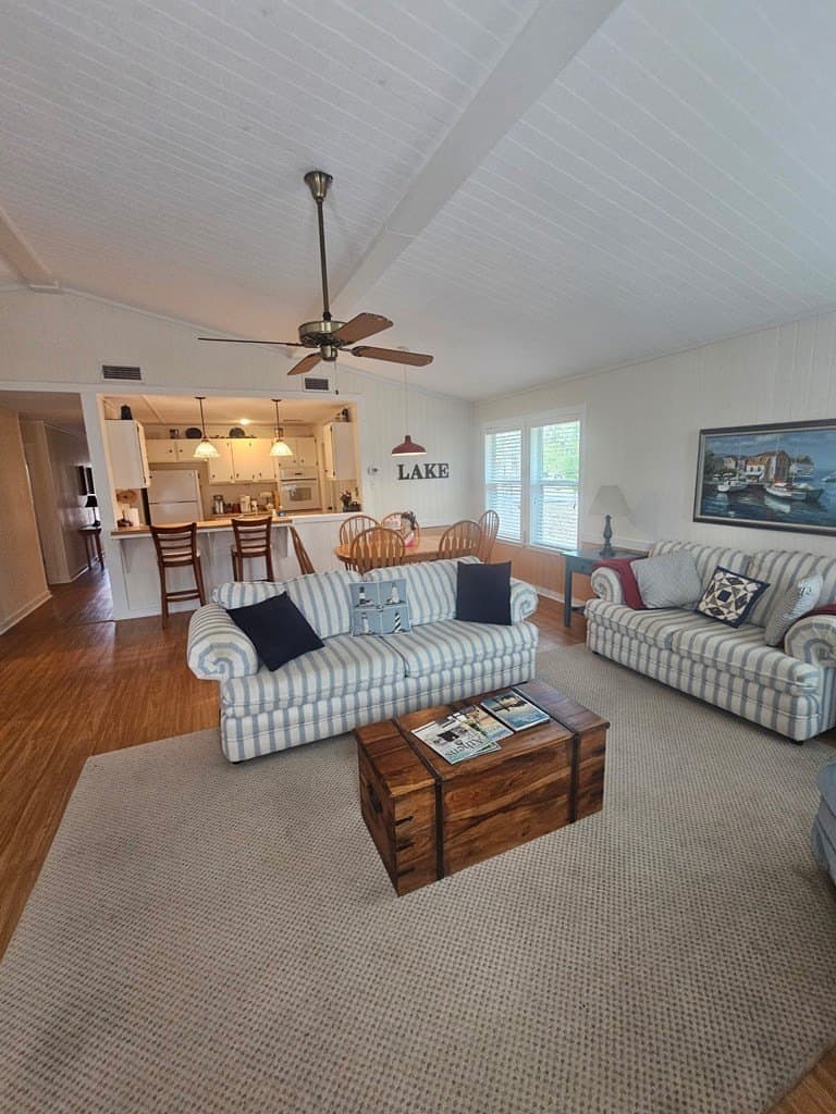 99,999 acres in Henderson County featured view