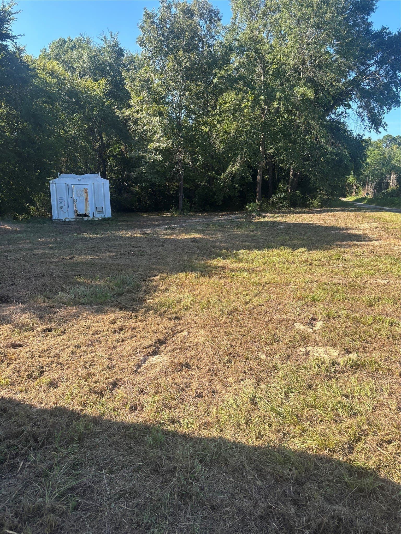 3 acres in Henderson County gallery image 3