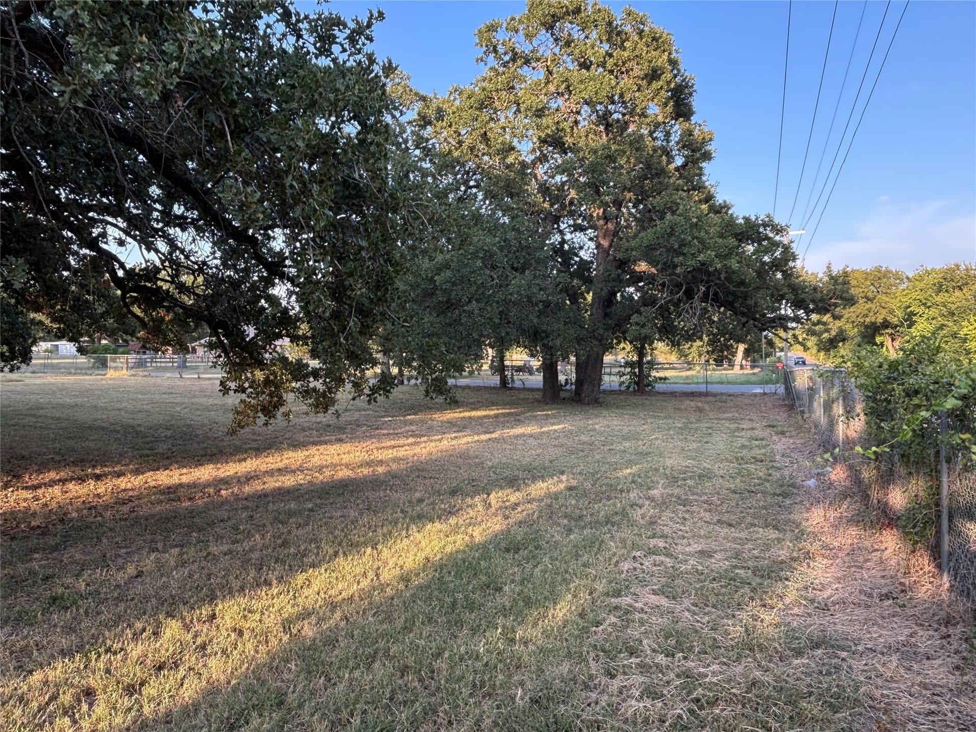 1.43 acres in Tarrant County - photo 12