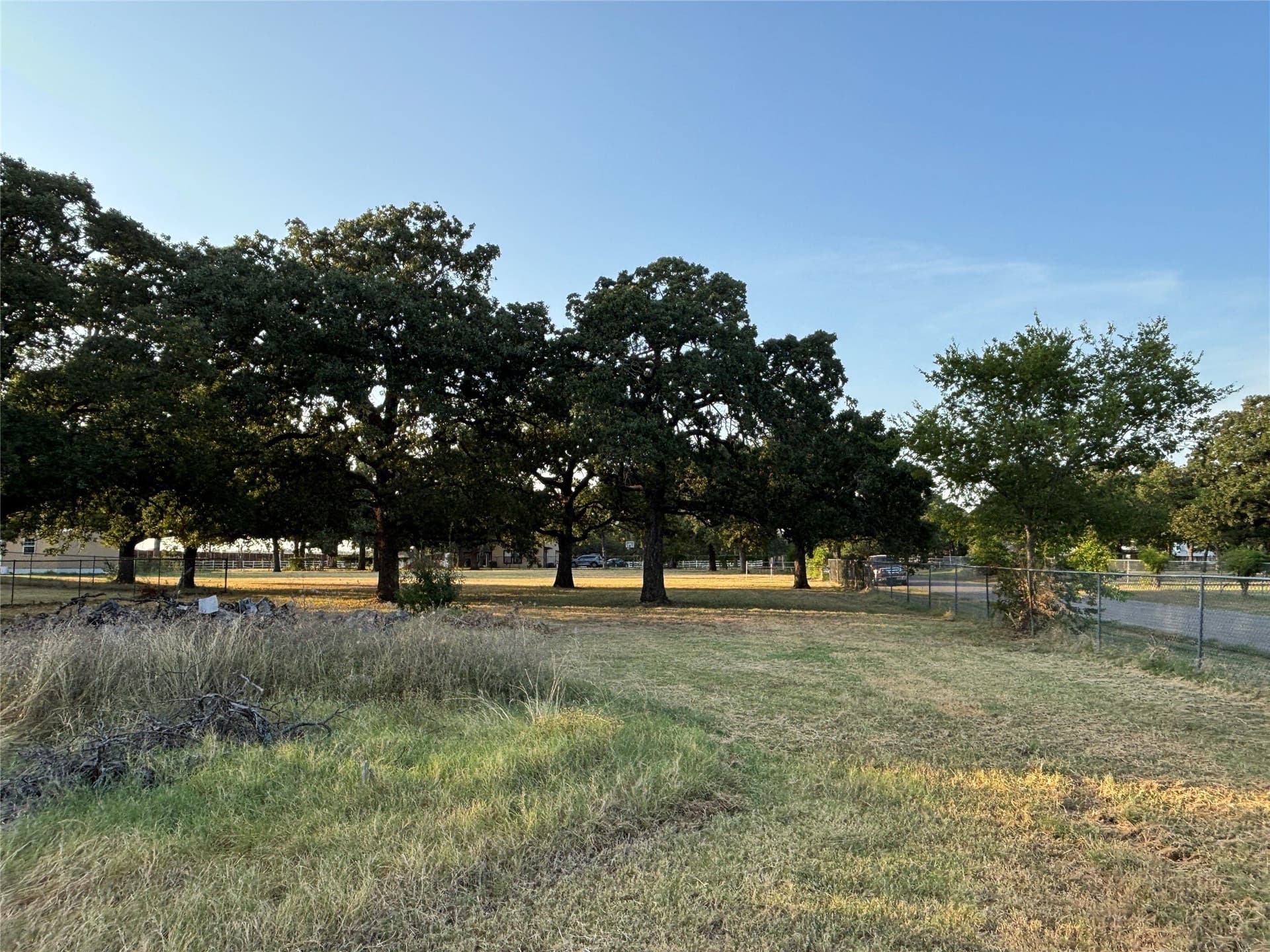 1.43 acres in Tarrant County - photo 10