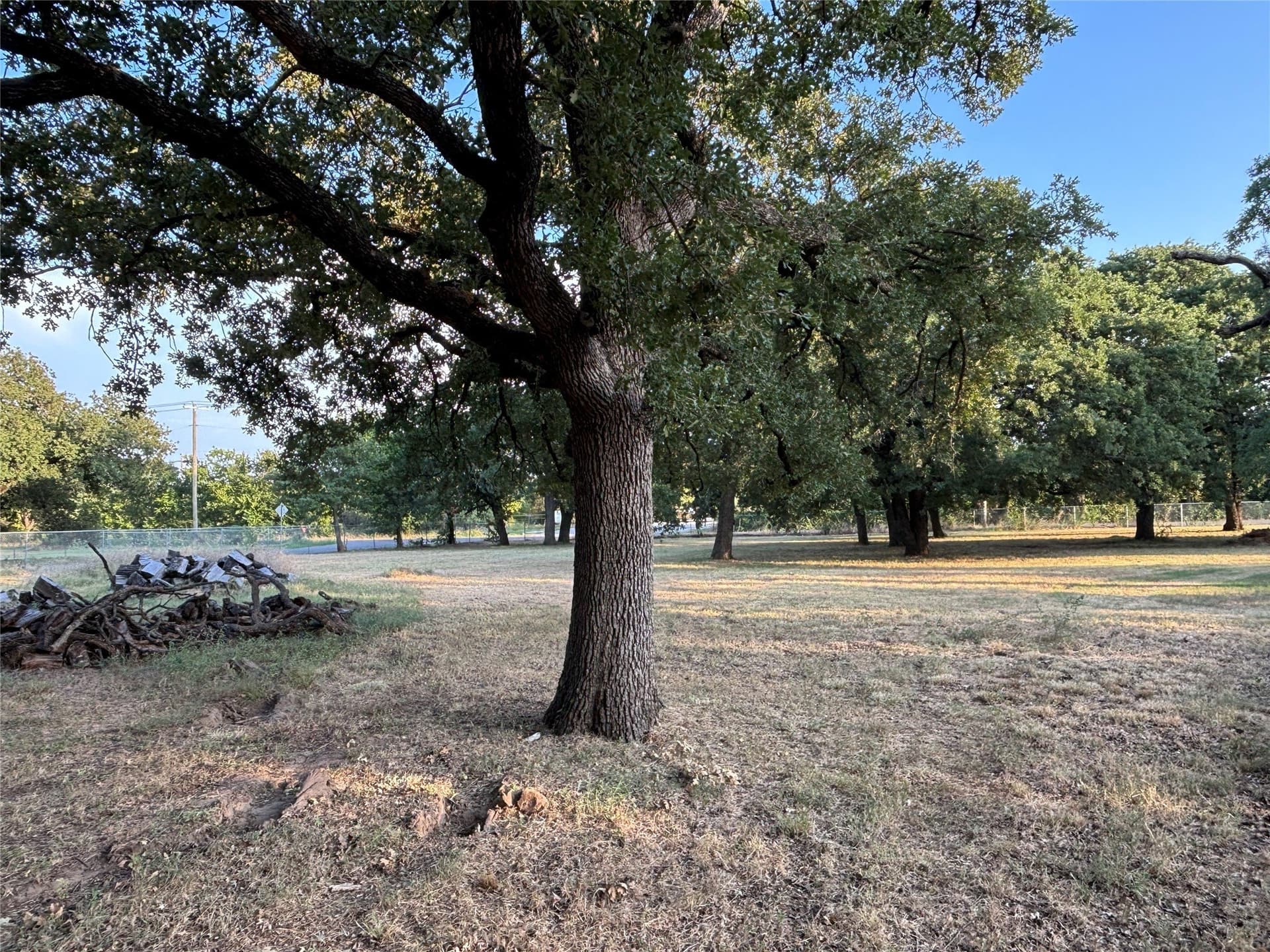 1.43 acres in Tarrant County - photo 8