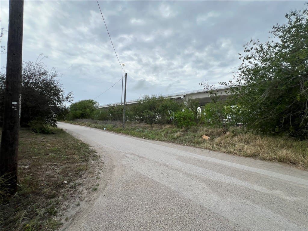 2.4 acres in Nueces County - photo 6