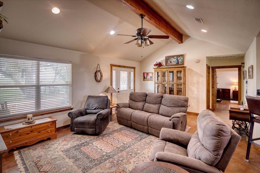 55 acres in Llano County - photo 10
