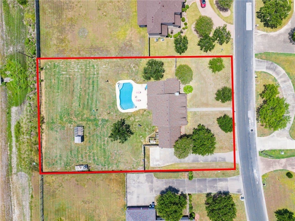 45,076 acres in Nueces County - photo 34