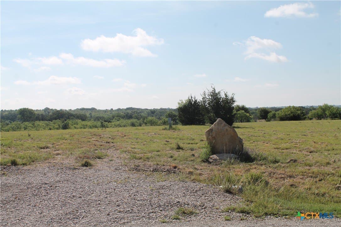 2.96 acres in Comanche County