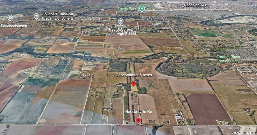 5 acres in Guadalupe County