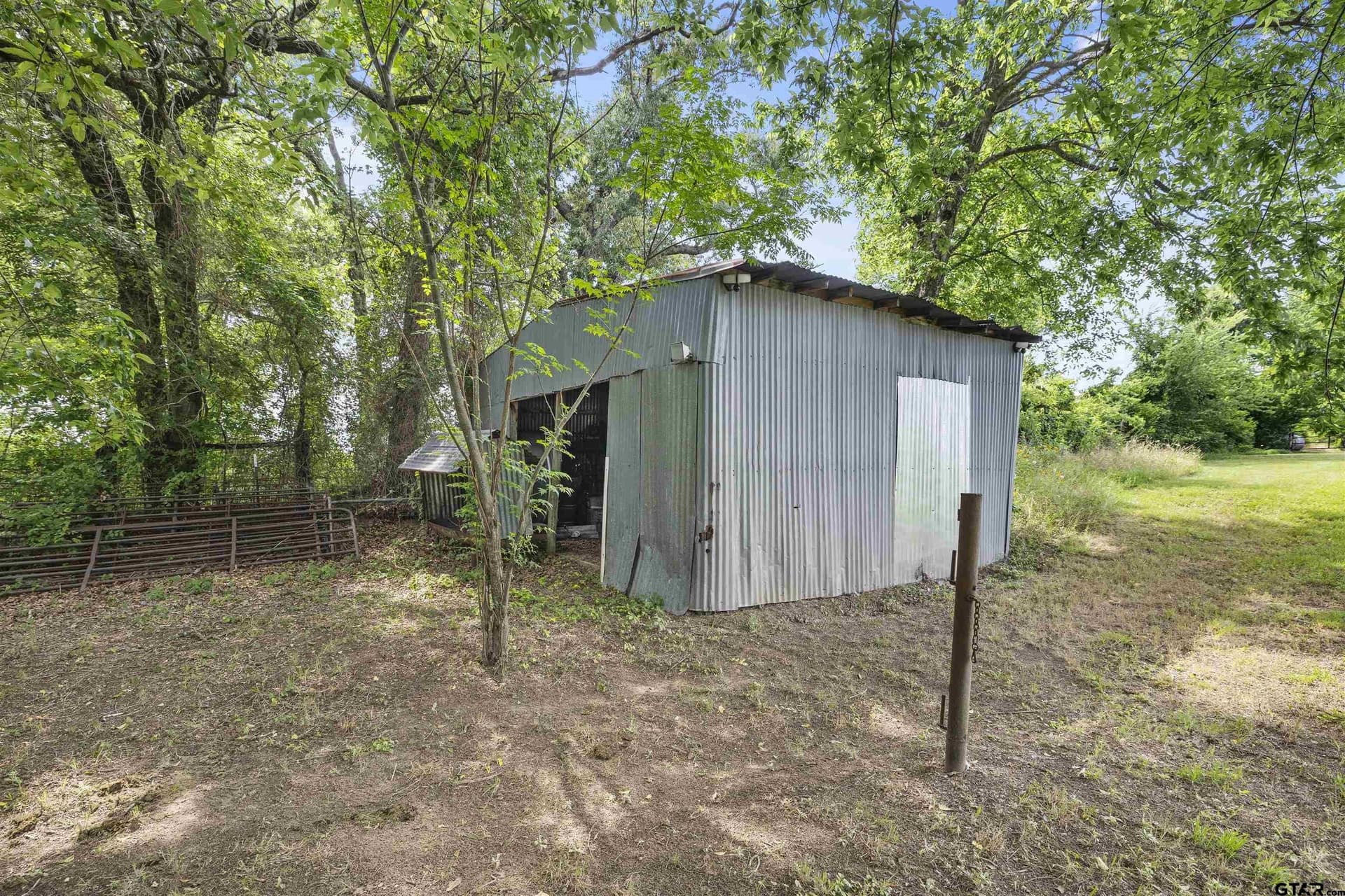 25 acres in Henderson County - photo 41
