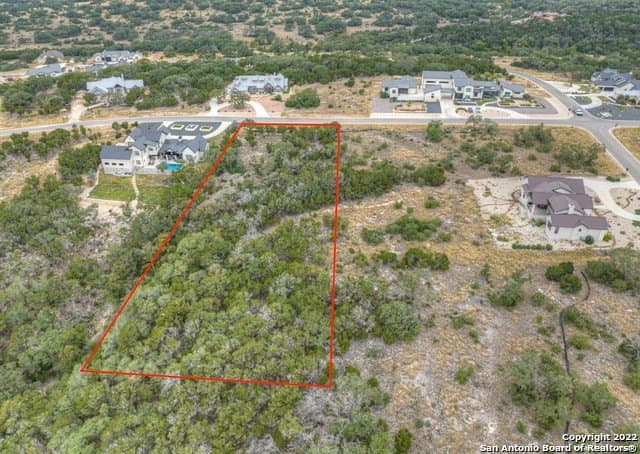 1.24 acres in Comal County - photo 3