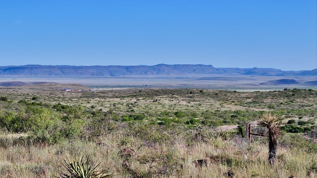 25.86 acres in Brewster County gallery image 2