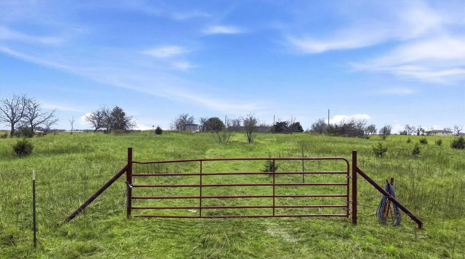 5 acres in Collin County gallery image 2