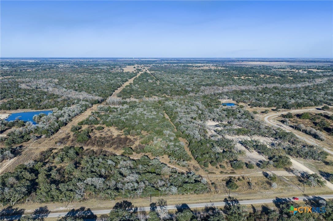 32.93 acres in Victoria County - photo 7