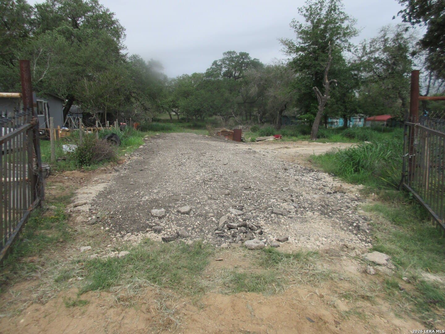 0.96 acres in Bexar County gallery image 3
