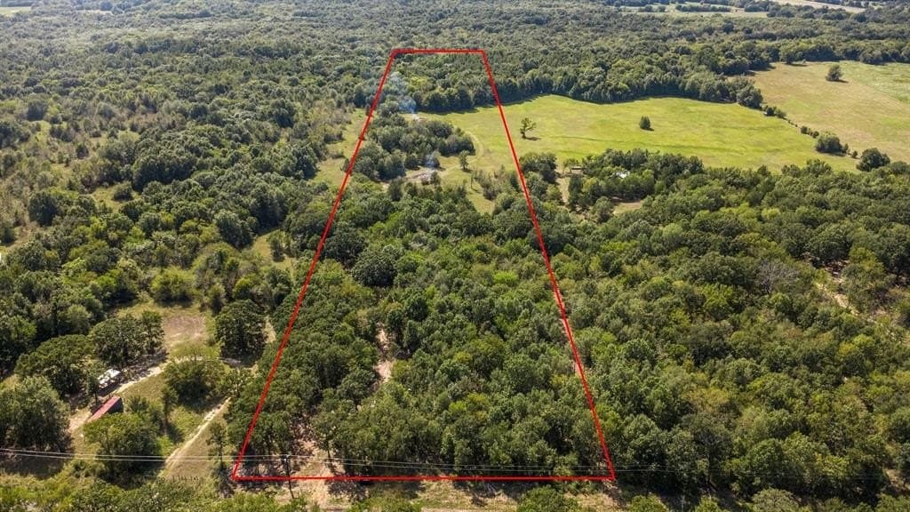 15.04 acres in Hopkins County