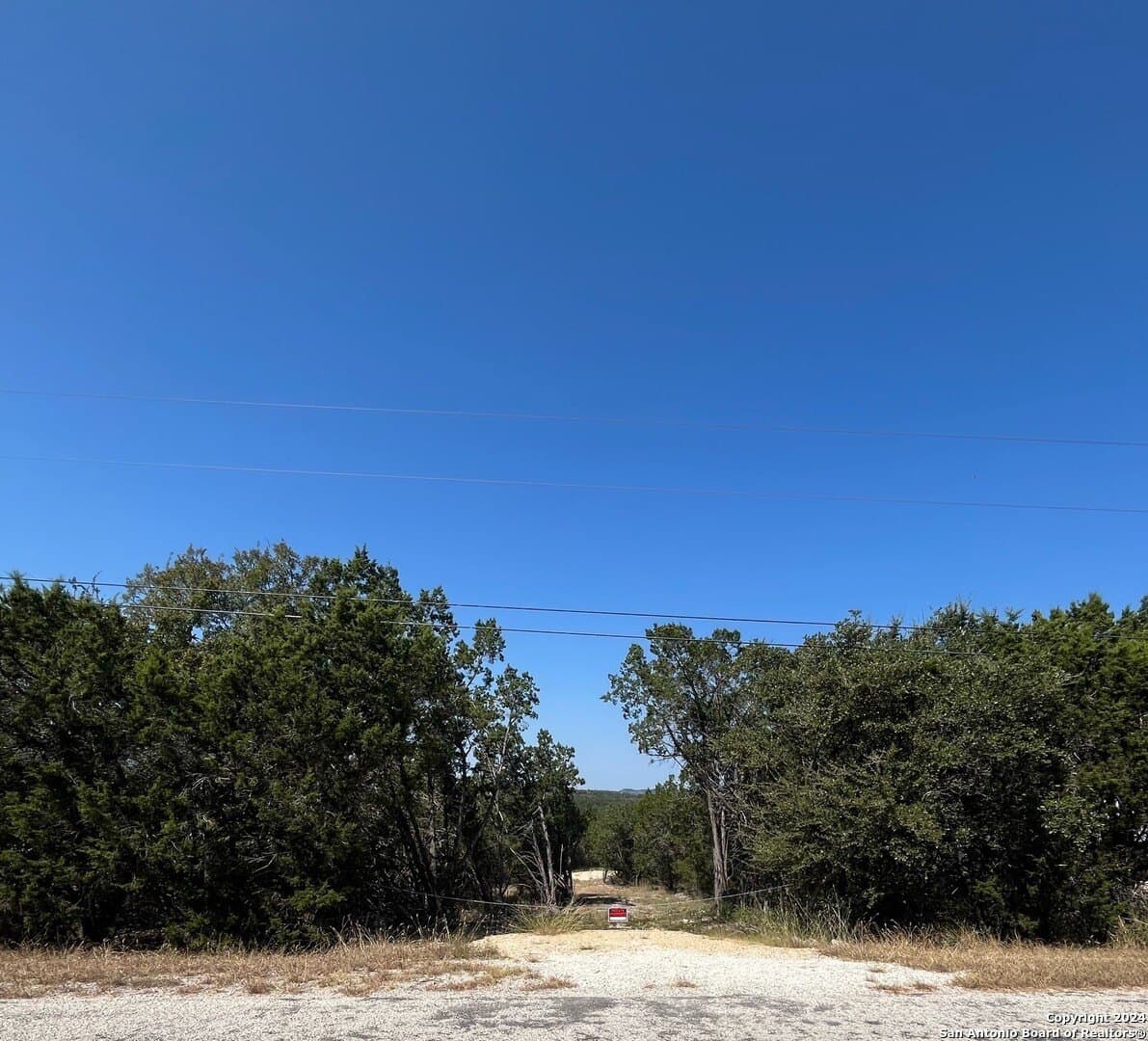 2.18 acres in Comal County gallery image 2