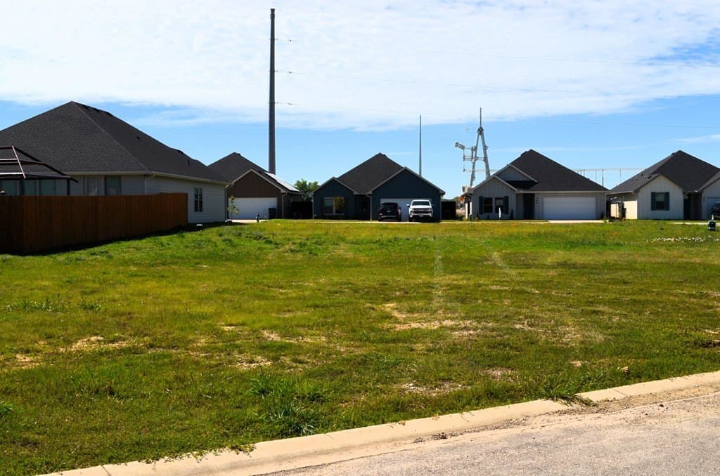 0.13 acres in Kaufman County gallery image 2