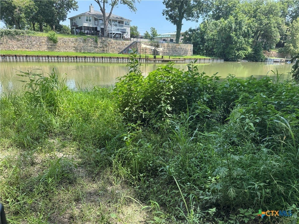 27.72 acres in Guadalupe County - photo 22