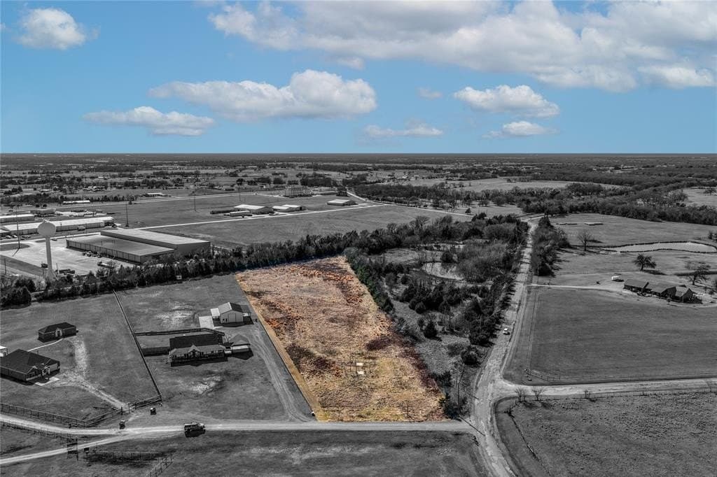 5.3 acres in Van Zandt County