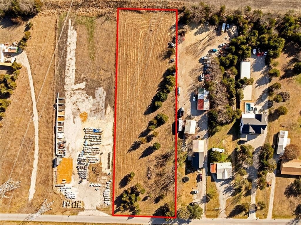 2.5 acres in Rockwall County